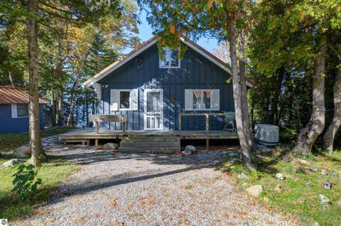 Photo of 14827 N Cathead Bay Drive, Northport, MI 49670 (MLS # 1945451)