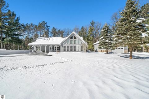 Tiny photo for 3794 S Gladwin Road, Prudenville, MI 48651 (MLS # 1942778)