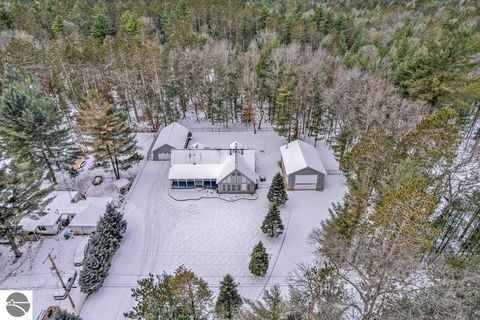 Tiny photo for 3794 S Gladwin Road, Prudenville, MI 48651 (MLS # 1942778)