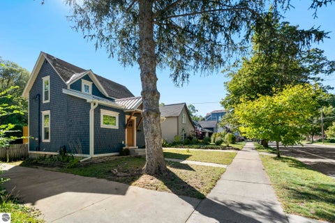 Tiny photo for 723 Seventh Street, Traverse City, MI 49684 (MLS # 1951152)