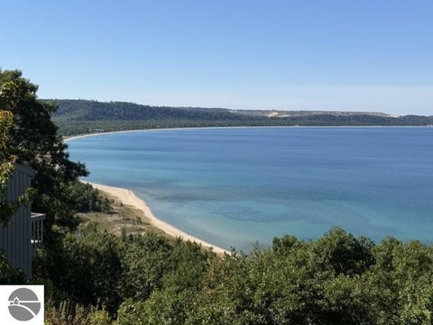 Tiny photo for 8 Pinnacle Place, Glen Arbor, MI 49636 (MLS # 1951116)