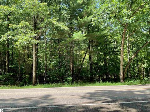 Tiny photo for 3300 E Arnold Lake Road, Harrison, MI 48625 (MLS # 1947481)