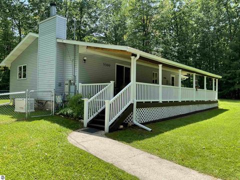 Tiny photo for 3300 E Arnold Lake Road, Harrison, MI 48625 (MLS # 1947481)
