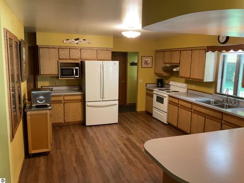 Tiny photo for 3300 E Arnold Lake Road, Harrison, MI 48625 (MLS # 1947481)