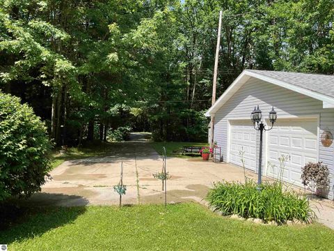 Tiny photo for 3300 E Arnold Lake Road, Harrison, MI 48625 (MLS # 1947481)