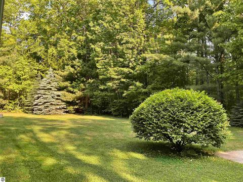 Tiny photo for 3300 E Arnold Lake Road, Harrison, MI 48625 (MLS # 1947481)