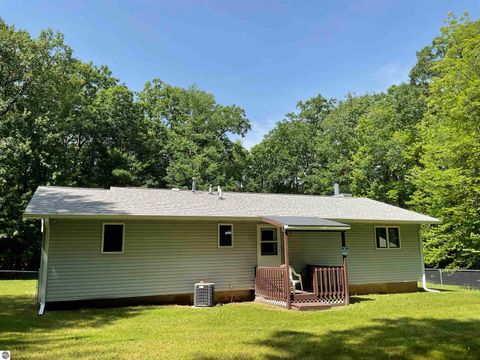 Tiny photo for 3300 E Arnold Lake Road, Harrison, MI 48625 (MLS # 1947481)