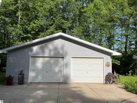 Tiny photo for 3300 E Arnold Lake Road, Harrison, MI 48625 (MLS # 1947481)