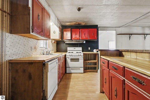 Tiny photo for 1673 Pine Drive, Traverse City, MI 49686 (MLS # 1950679)