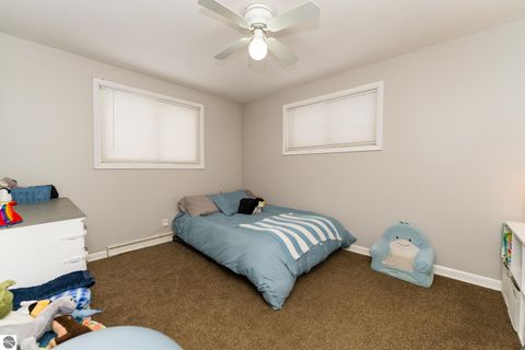 Tiny photo for 923 N Henry Street, Mt Pleasant, MI 48858 (MLS # 1941782)