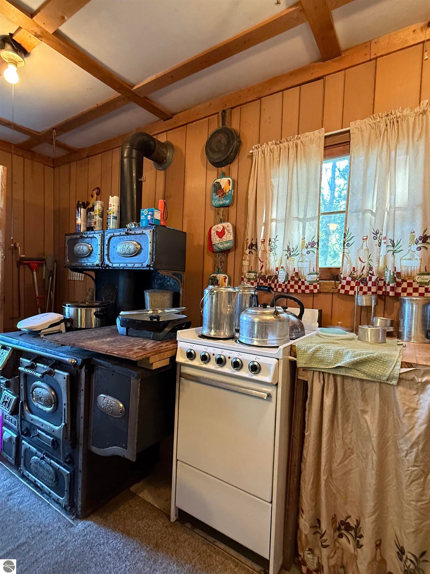 5956 Kniss Road - Photo 4