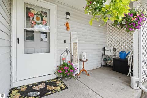 Tiny photo for 1013 Sweeney Street, Mt Pleasant, MI 48858 (MLS # 1949874)