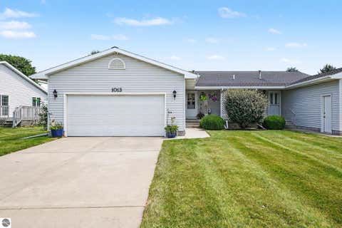 Tiny photo for 1013 Sweeney Street, Mt Pleasant, MI 48858 (MLS # 1949874)