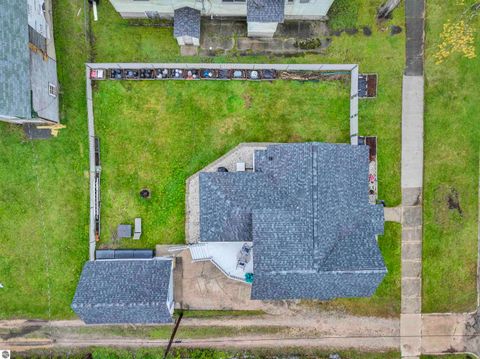 Tiny photo for 208 Blodgett, Cadillac, MI 49601 (MLS # 1945136)
