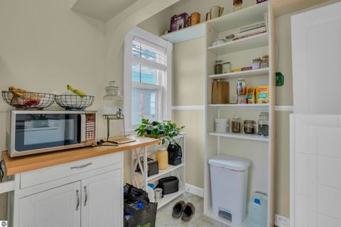 Tiny photo for 208 Blodgett, Cadillac, MI 49601 (MLS # 1945136)