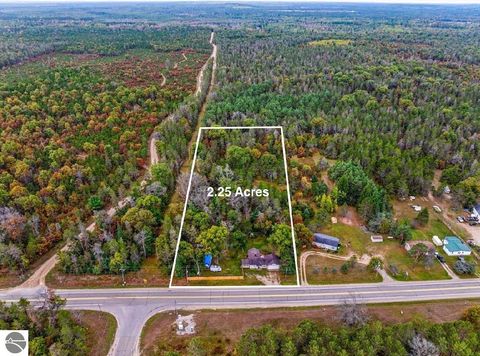 Tiny photo for 2948 E Michigan Highway, Roscommon, MI 48653 (MLS # 1941648)
