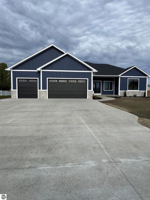 Tiny photo for 2816 W Crossroads Drive, Bay City, MI 48706 (MLS # 1945366)