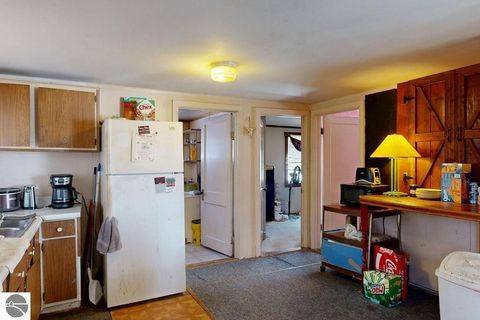 Tiny photo for 1205 N Kinney Avenue, Mt Pleasant, MI 48858 (MLS # 1942338)