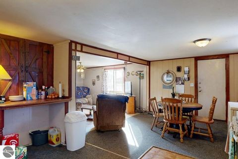 Tiny photo for 1205 N Kinney Avenue, Mt Pleasant, MI 48858 (MLS # 1942338)