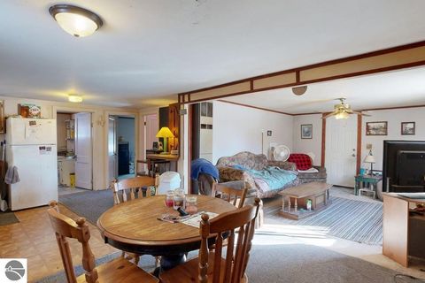 Tiny photo for 1205 N Kinney Avenue, Mt Pleasant, MI 48858 (MLS # 1942338)