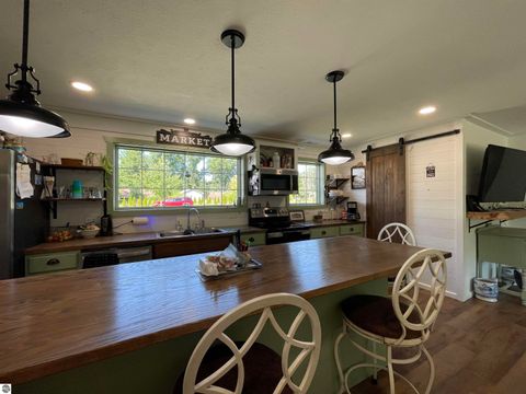 Tiny photo for 2492 E Fir Road, Harrison, MI 48625 (MLS # 1937849)