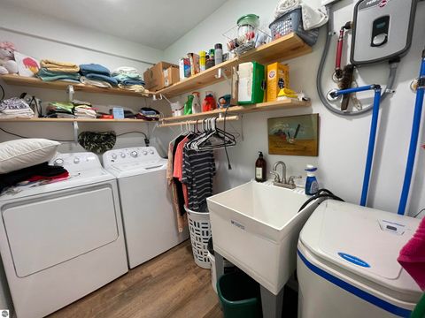 Tiny photo for 2492 E Fir Road, Harrison, MI 48625 (MLS # 1937849)