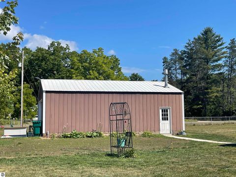 Tiny photo for 2492 E Fir Road, Harrison, MI 48625 (MLS # 1937849)