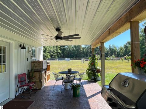 Tiny photo for 2492 E Fir Road, Harrison, MI 48625 (MLS # 1937849)