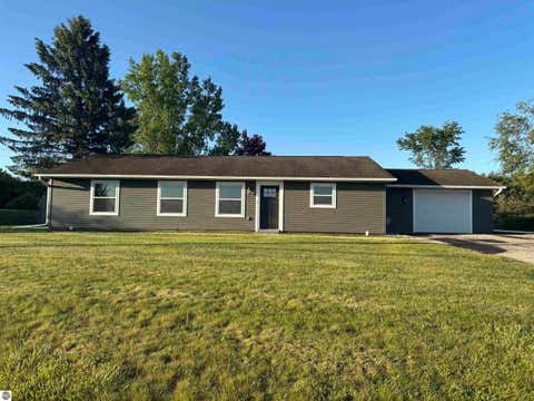 Photo of 3092 E Deerfield RD, Mt Pleasant, MI 48858 (MLS # 1946177)