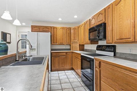 Tiny photo for 1394 S Derenzy Road, Bellaire, MI 49615 (MLS # 1942942)