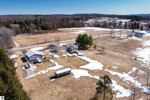 Tiny photo for 1394 S Derenzy Road, Bellaire, MI 49615 (MLS # 1942942)