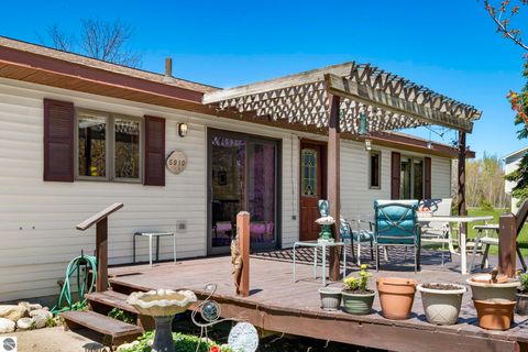 Tiny photo for 5910 S Cummings ST, Suttons Bay, MI 49682 (MLS # 1945361)