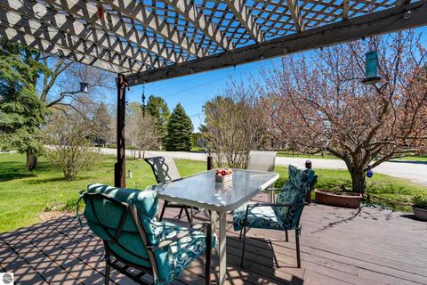 Tiny photo for 5910 S Cummings ST, Suttons Bay, MI 49682 (MLS # 1945361)