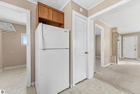 Tiny photo for 1247 Plainview Avenue, Traverse City, MI 49686 (MLS # 1942362)