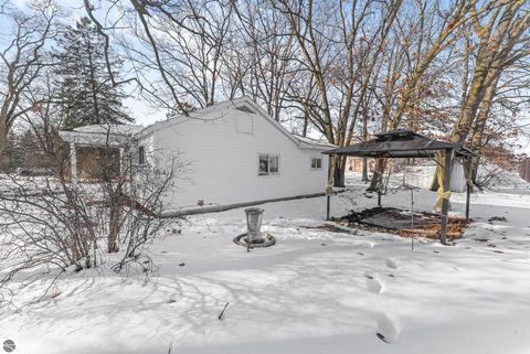 Tiny photo for 1247 Plainview Avenue, Traverse City, MI 49686 (MLS # 1942362)