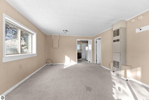 Tiny photo for 1247 Plainview Avenue, Traverse City, MI 49686 (MLS # 1942362)