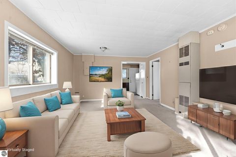 Tiny photo for 1247 Plainview Avenue, Traverse City, MI 49686 (MLS # 1942362)