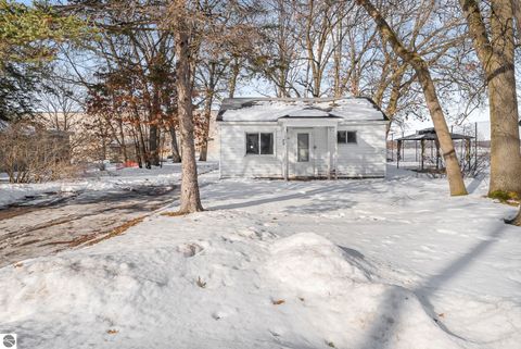 Tiny photo for 1247 Plainview Avenue, Traverse City, MI 49686 (MLS # 1942362)