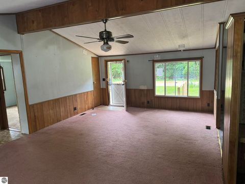 Tiny photo for 4564 W Bawkey Road, Farwell, MI 48622 (MLS # 1936642)