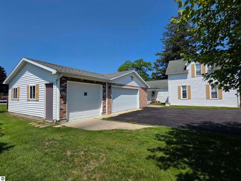 Tiny photo for 702 W Washington ST, East Tawas, MI 48730 (MLS # 1947970)