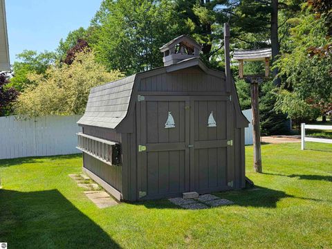 Tiny photo for 702 W Washington ST, East Tawas, MI 48730 (MLS # 1947970)
