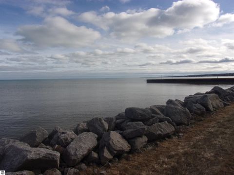 Tiny photo for 915 W Lake Street, Tawas City, MI 48763 (MLS # 1943456)