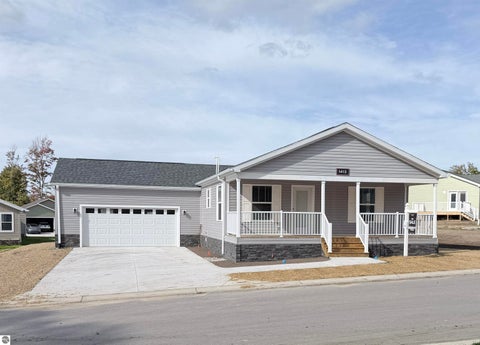 Photo of 1413 New Horizons Trail, Traverse City, MI 49686 (MLS # 1950894)