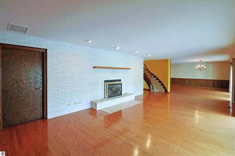 Tiny photo for 555 E Deerfield Road, Mt Pleasant, MI 48858 (MLS # 1943778)