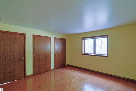 Tiny photo for 555 E Deerfield Road, Mt Pleasant, MI 48858 (MLS # 1943778)