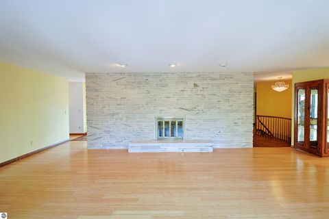 Tiny photo for 555 E Deerfield Road, Mt Pleasant, MI 48858 (MLS # 1943778)