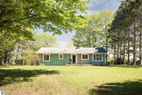 Tiny photo for 6066 S West Bay Shore Drive, Traverse City, MI 49684 (MLS # 1945629)