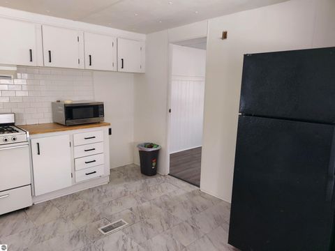 Tiny photo for 860 Manor Ln, Traverse City, MI 49686 (MLS # 1942185)