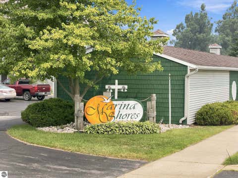Photo of 632 S Lake Street, Cadillac, MI 49601 (MLS # 1948149)