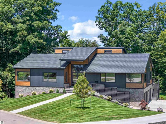 7777 TURNBERRY CIR, WILLIAMSBURG, MI 49690 - Image 34cc2ccd7b36dff021501384bf954c82/220413681